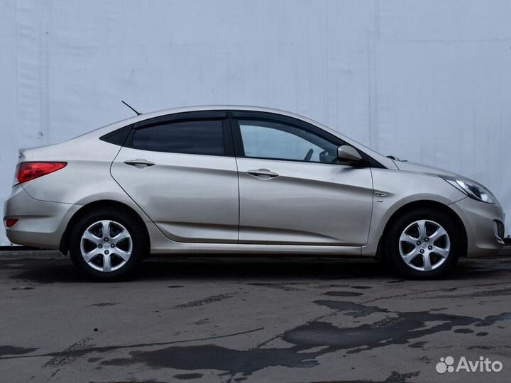 Hyundai Solaris 1.6 AT, 2012, 53 343 км