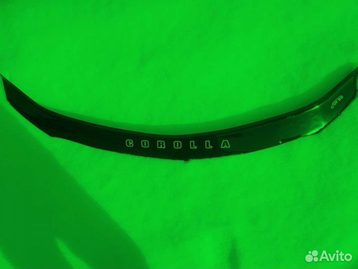 Дефлектор капота от Тойота Королла Е150