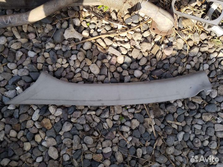 8200034953 Обшивка стойки Renault Megane II