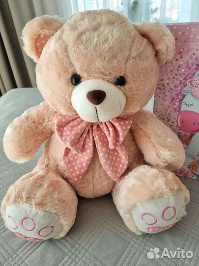 Плюшевый медведь новый