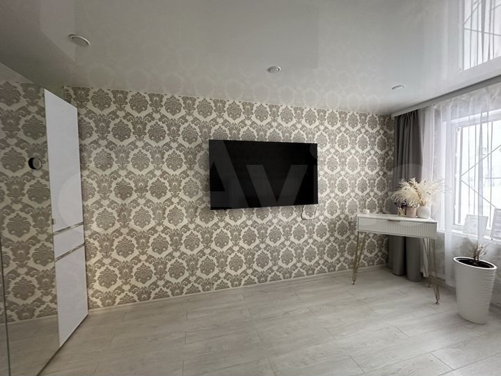 2-к. квартира, 52,4 м², 1/10 эт.