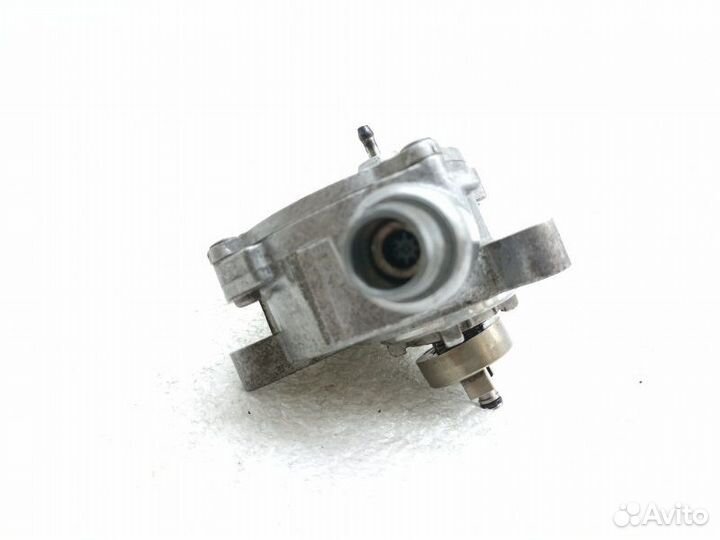 Насос вакуумный Volvo Xc90 2.4D 2006