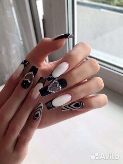 Наращивание ногтей