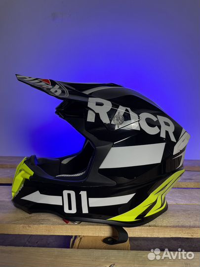 Внедорожный шлем Airoh Twist 2.0 Racr