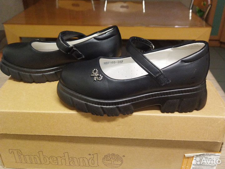 Туфли для девочки 30 р