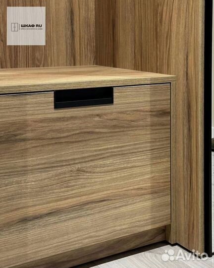 Шкаф с фрезеровкой