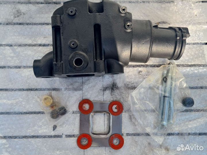 Mercruiser выпускной колено