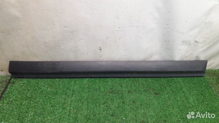 Накладка двери передняя Citroen C4 5D 1.6 110