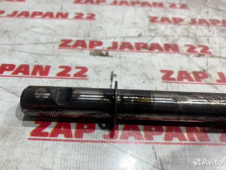 Направляющий вал раздатки Mitsubishi Pajero Sport