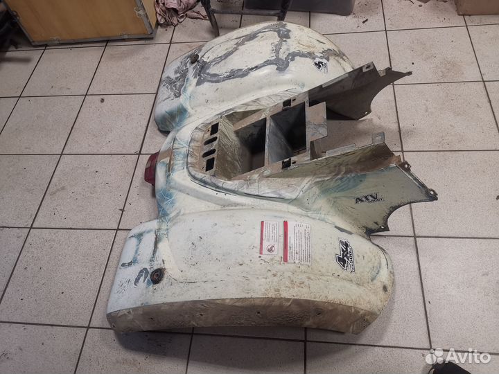 Пластик задний Stels 500 gt