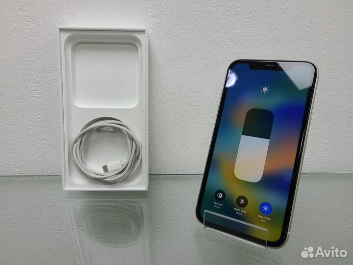 iPhone 11 128GB (White)