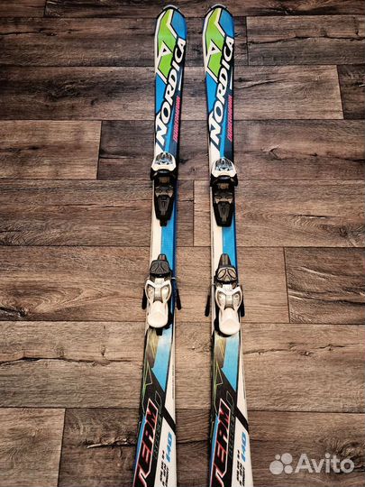 Горные лыжи