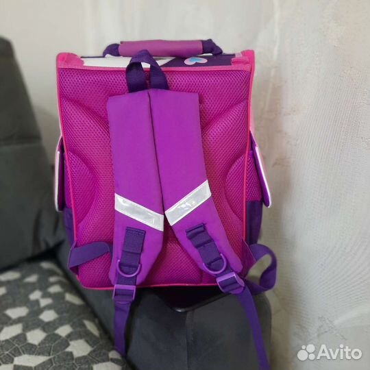 Школьный ранец (рюкзак)