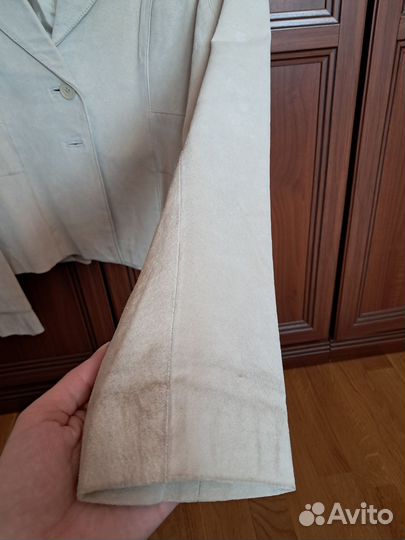 Кожаный пиджак женский