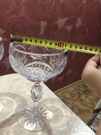 Хрустальная конфетница