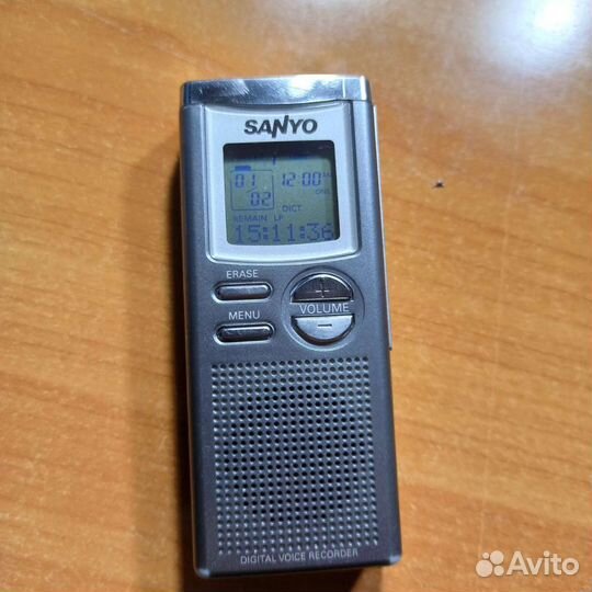 Диктофон sanyo винтажный