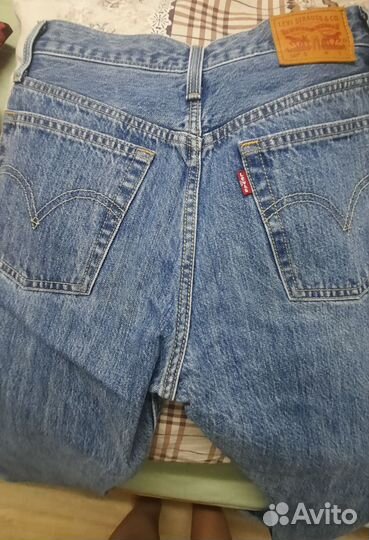 Джинсы Levi's 501 женские. Оригинал