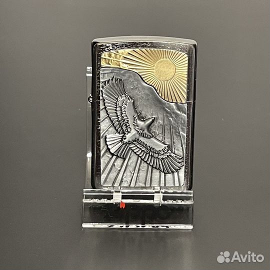 Зажигалка zippo. новая. оригинал. немецкий каталог