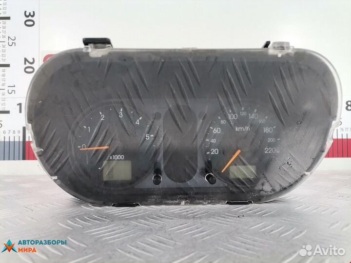 Щиток приборов (приборная панель) Ford Fusion 2002