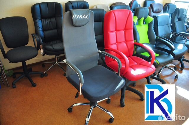 Офисное кресло 