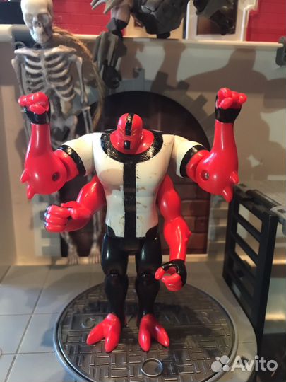 2008 Ben 10 Alien Bandai