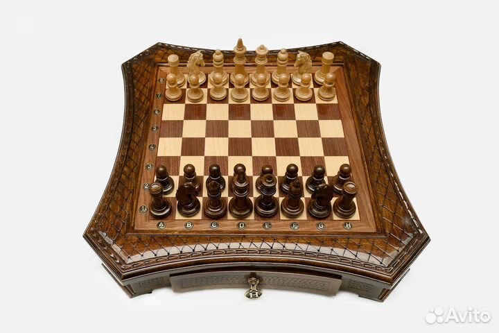 Шахматы из дерева ручной работы