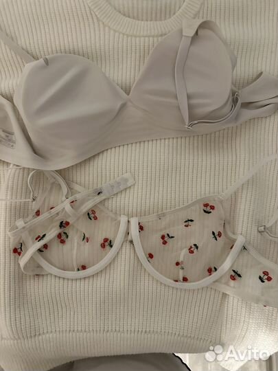 Бюстгалтеры