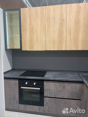 Кухня с витрины