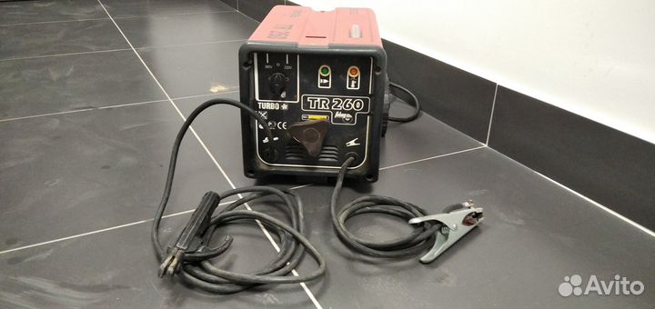 Сварочный аппарат Fubag, розетка в сборе под плиту