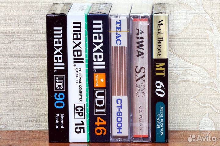 Аудиокассеты Track, Maxell, Hitachi