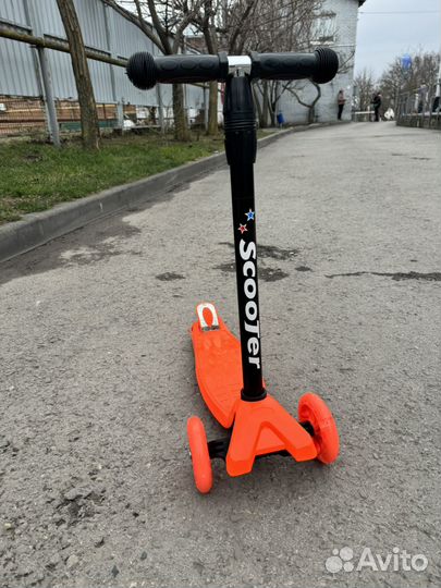 Самокат детский трехколесный