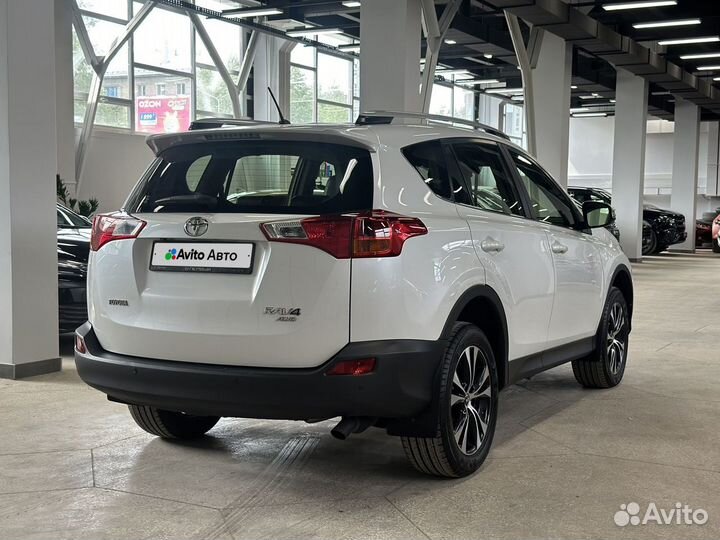 Toyota RAV4 2.2 AT, 2014, 135 000 км