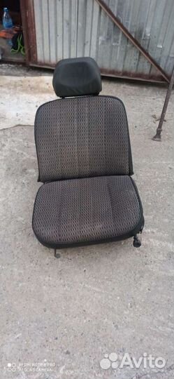 Сиденье водительское