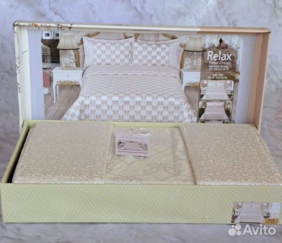 Покрывало и 2 наволочки классическое новое