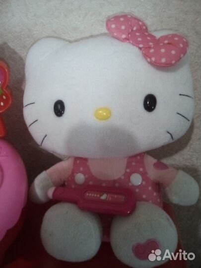 Продается интерактивная игрушка Хэлоу Кити