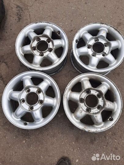 Диски р15 на Ниву