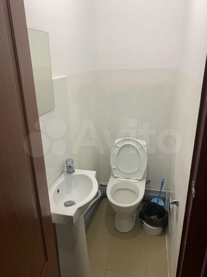 Комната 21 м² в 7-к., 1/17 эт.