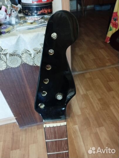 Электрогитара суперстрат, дрова, Корея, 87г