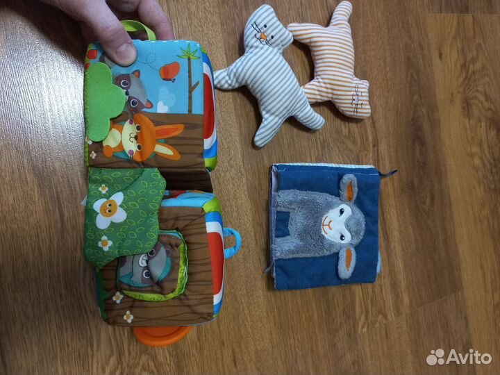 Развивающие игрушки пакетом + коврик