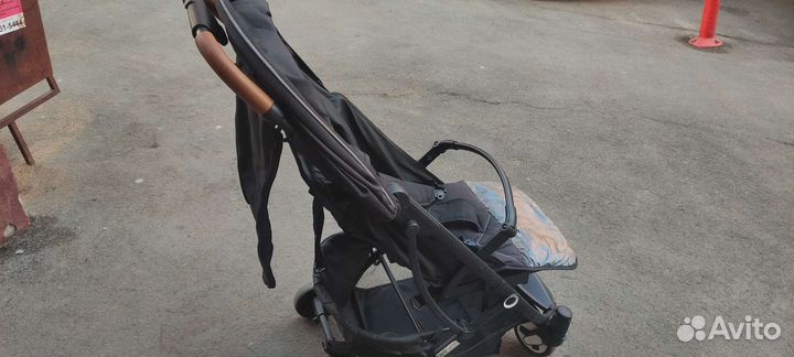 Прогулочная коляска mccan