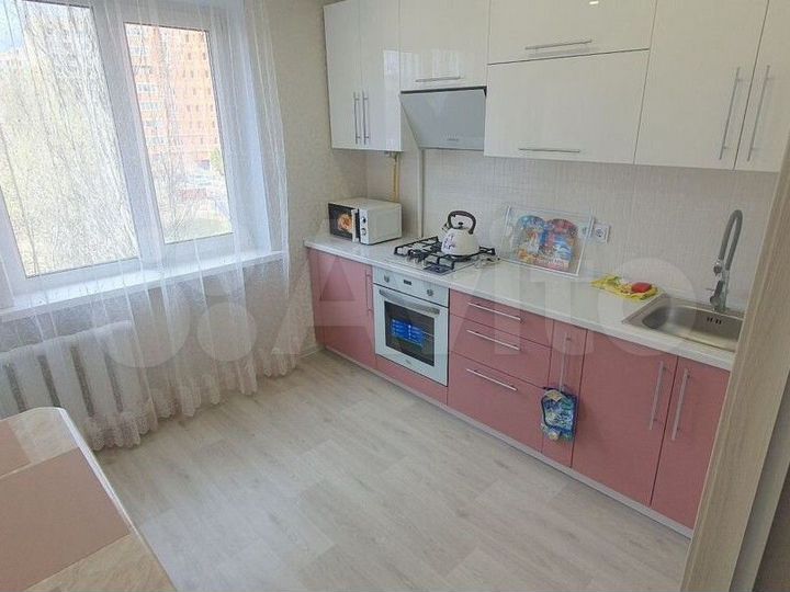 1-к. квартира, 35 м², 4/9 эт.
