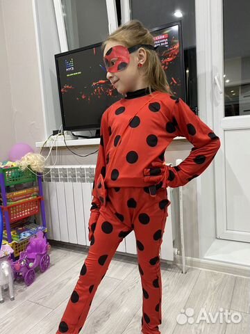 Продам костюм Леди Баг