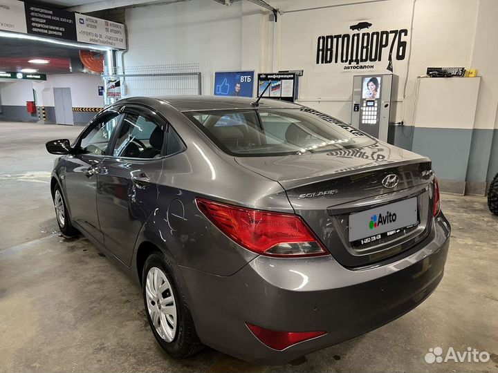 Hyundai Solaris 1.4 AT, 2016, 111 110 км