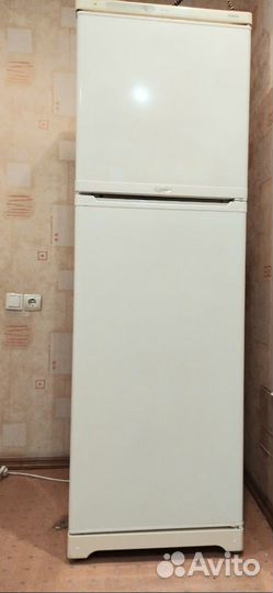 Холодильник Stinol-110L с компрессором Matsushita