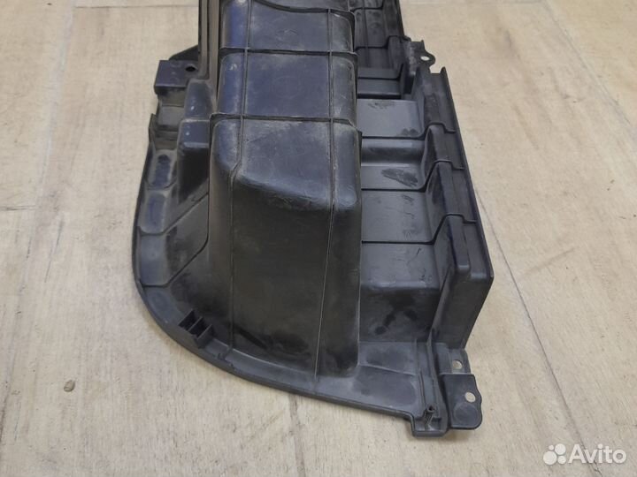 Ящик для инструментов Lexus RX300 03-09 6474148030