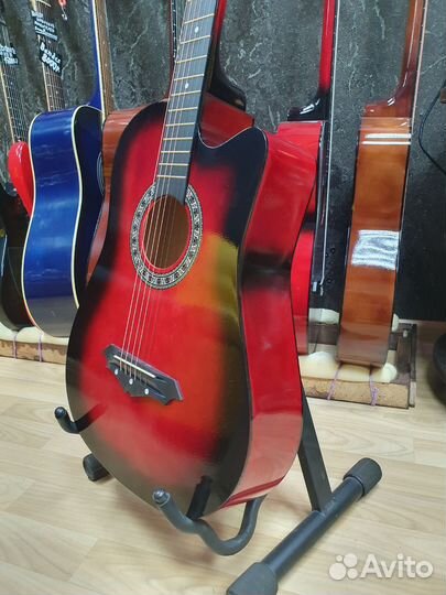 Новая акустическая гитара 3/4 метал и нейлон