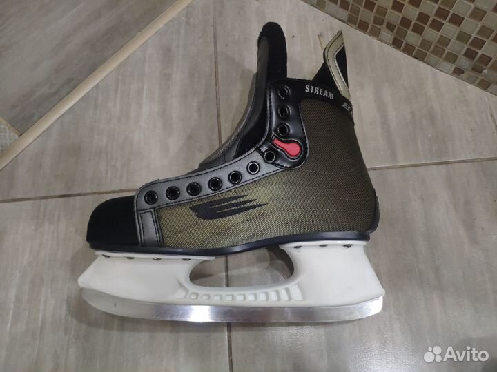 Коньки хоккейные Bauer vapor