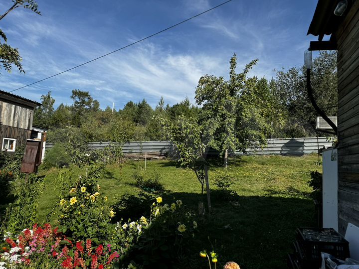 Дача 30 м² на участке 10 сот.