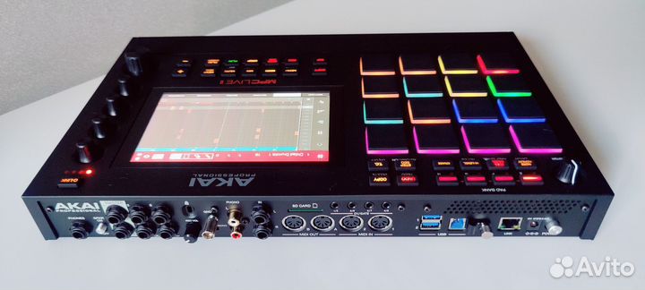 Akai MPC Live 2 отличный ll ii mk2