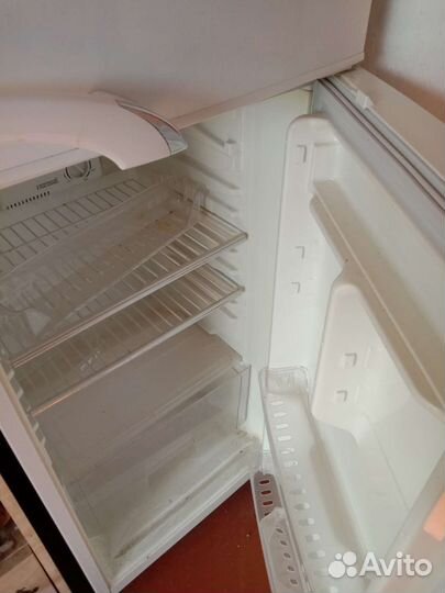 Холодильник бу маленький